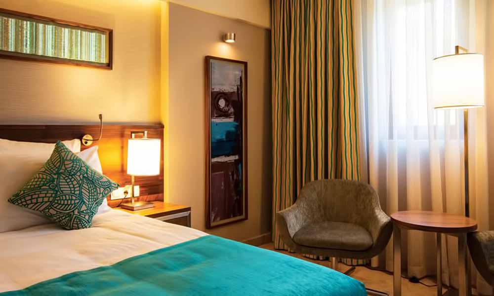 Otel Mobilyalarında Ağaç İşlerinin Önemi ve Avantajları